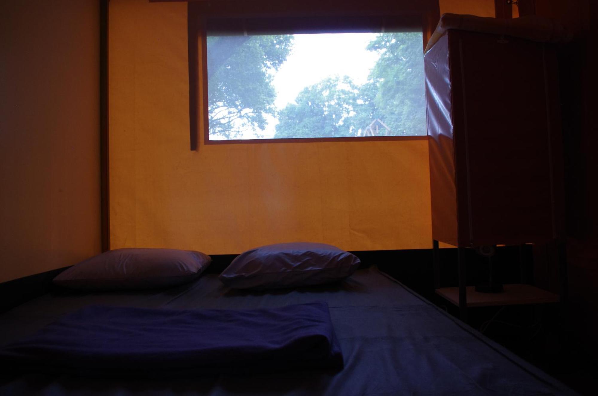 Отель Camping La Bergerie La Chapelle-Achard Номер фото