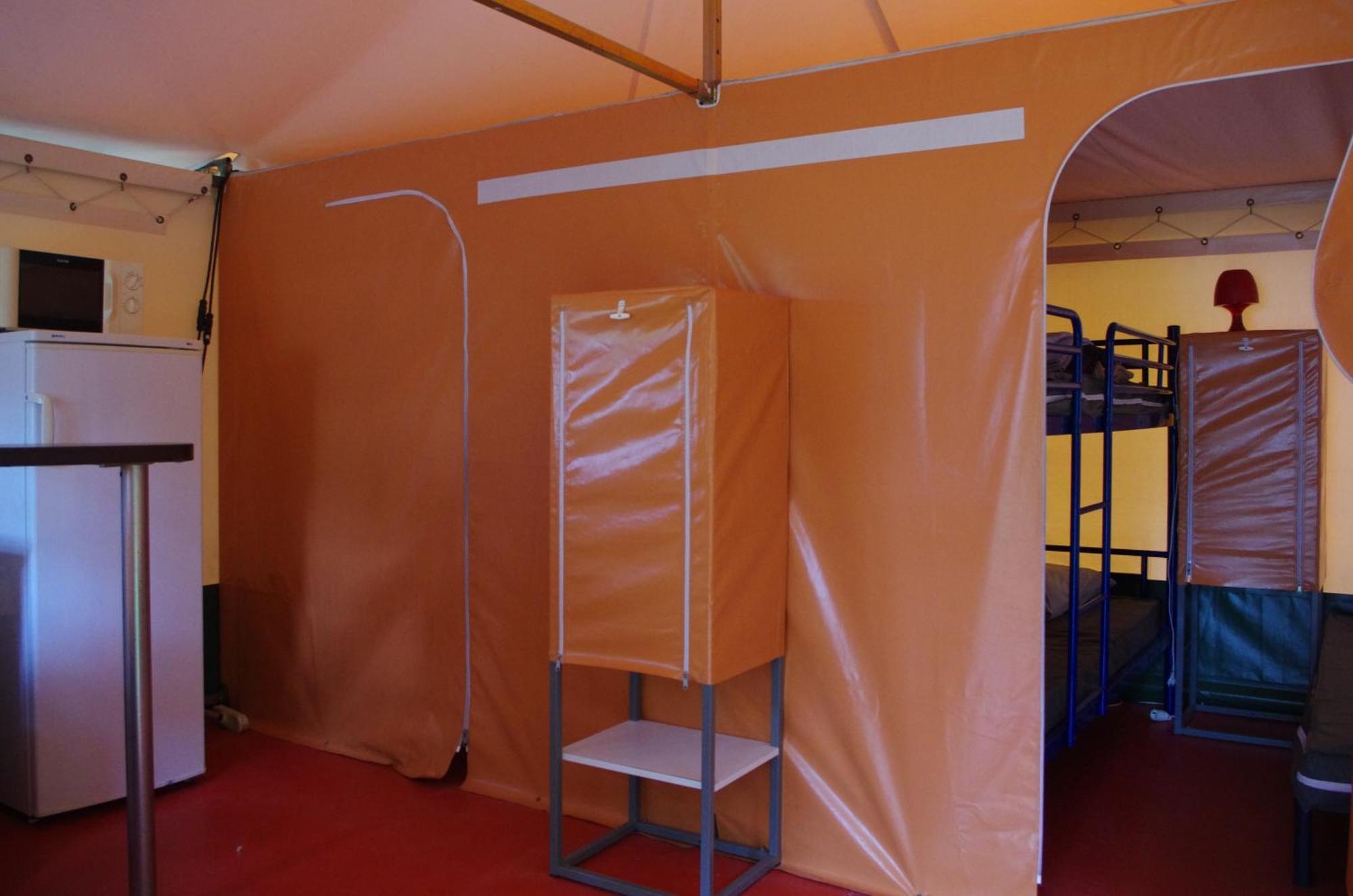 Отель Camping La Bergerie La Chapelle-Achard Номер фото